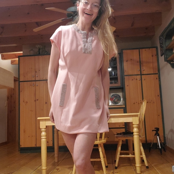 Bubblegum pink vintage 70s shift dress - Picture 10 of 12